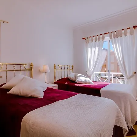 Isis - 2 Bedrooms In דירה