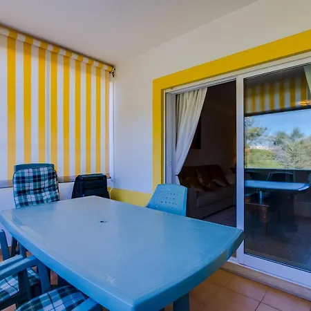 Isis - 2 Bedrooms In Διαμέρισμα