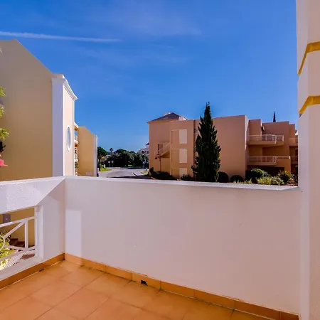 Isis - 2 Bedrooms In Apartman *